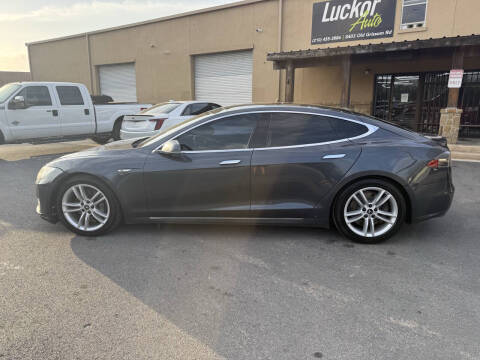2015 Tesla Model S 85