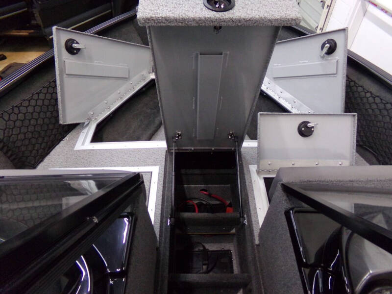 2022 STARWELD BY SMOKERCRAFT 17 FLEX PRO DC