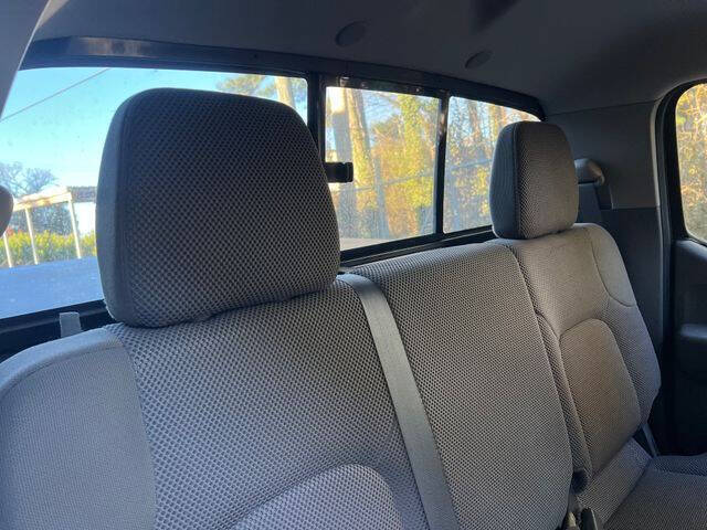 2017 Nissan Frontier SV