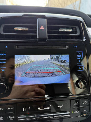 2019 Toyota Prius L Eco