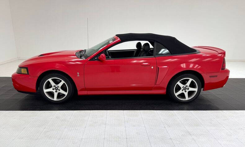2004 Ford Mustang SVT Cobra