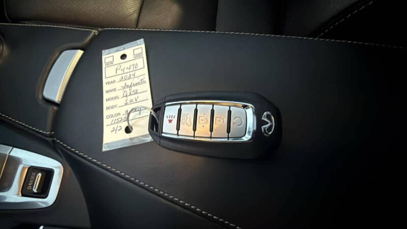 2024 Infiniti QX50 Luxe