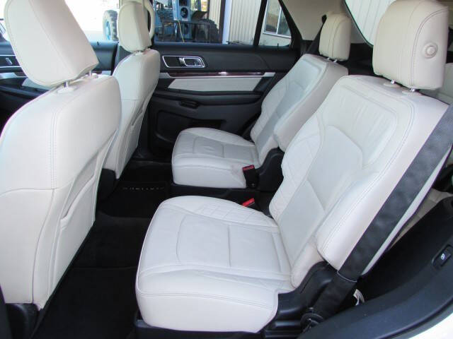 2018 Ford Explorer Platinum