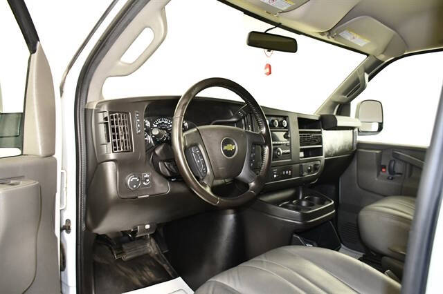 2020 Chevrolet Express 2500