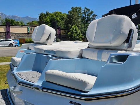 2022 MasterCraft XT24