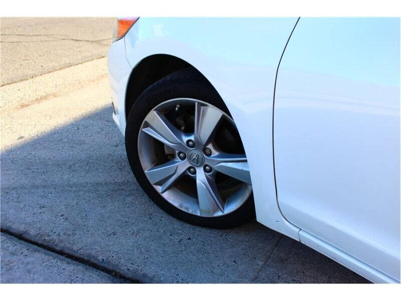 2015 Acura ILX 2.0L w/Tech