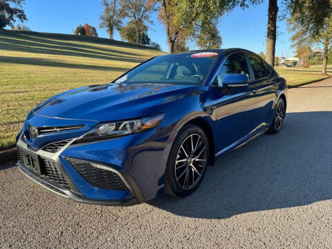 2024 Toyota Camry SE Nightshade