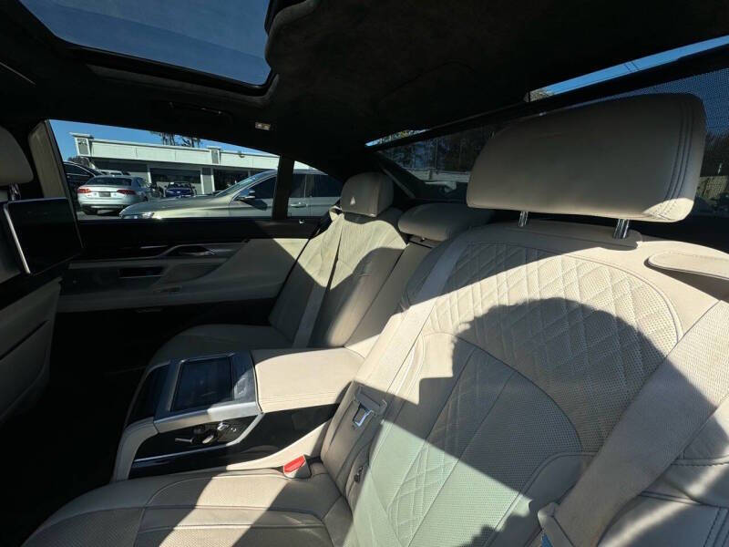 2017 BMW 7 Series M760i xDrive