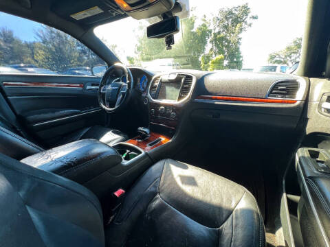 2012 Chrysler 300 Limited