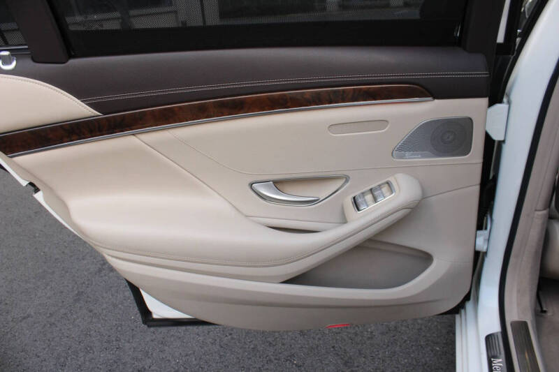 2015 Mercedes-Benz S-Class S 550