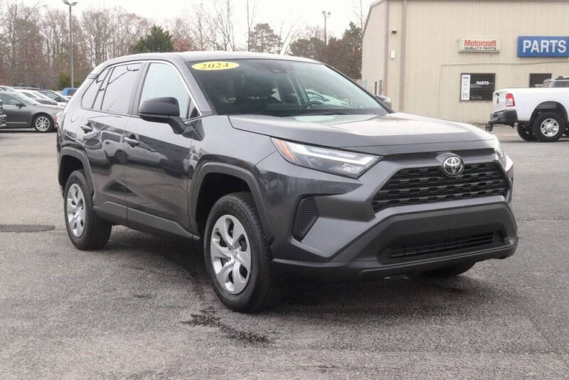 2024 Toyota RAV4 LE