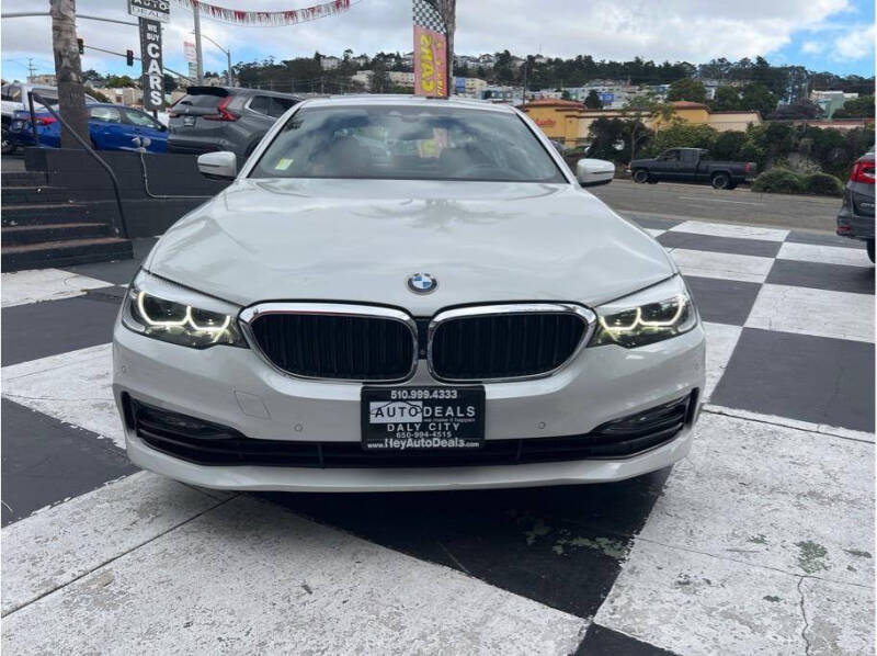 2017 BMW 5 Series 530i