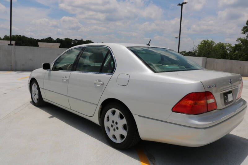 2001 Lexus LS 430