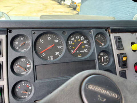 1997 Freightliner FL70 Hauler Bed