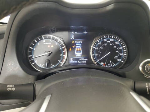 2023 Infiniti Q50 Luxe