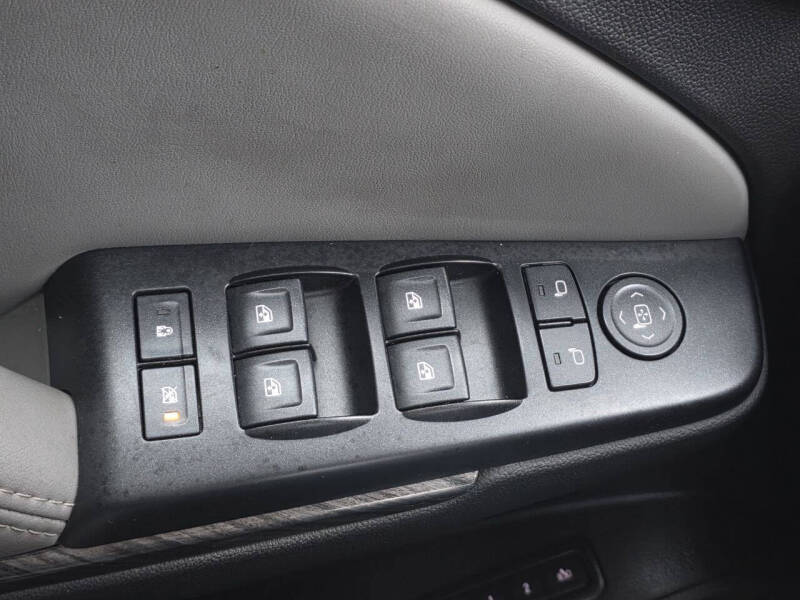 2015 Chevrolet Suburban LT