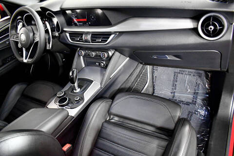 2019 Alfa Romeo Stelvio Ti Sport