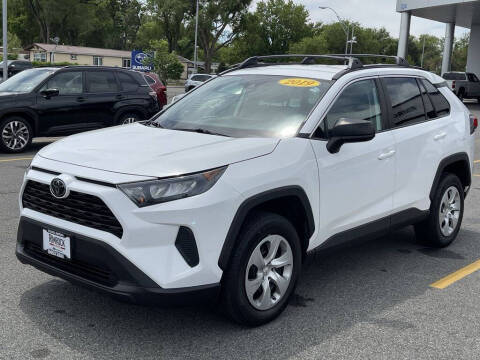 2019 Toyota RAV4 LE