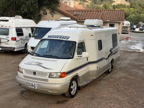 2004 Winnebago Rialta 22HD