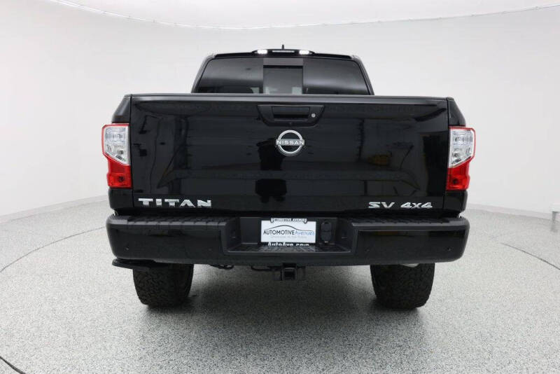2023 Nissan Titan
