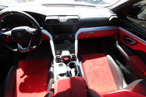 2019 Lamborghini Urus