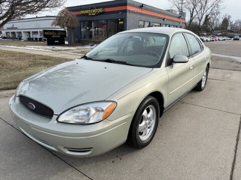 2004 Ford Taurus