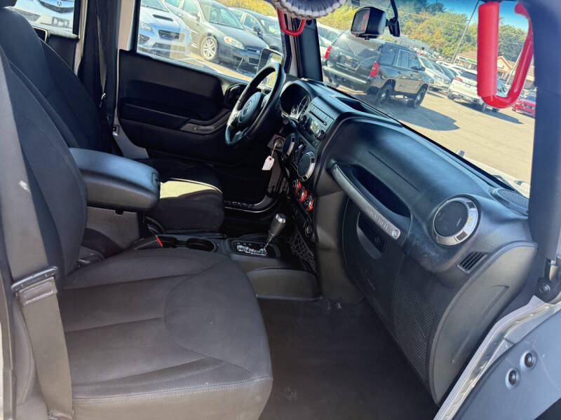 2015 Jeep Wrangler Unlimited Sport