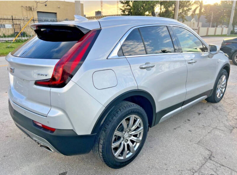 2021 Cadillac XT4 Premium Luxury