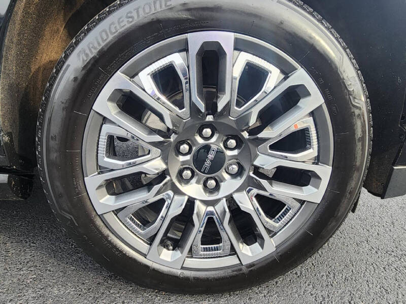 2023 GMC Yukon XL Denali Ultimate