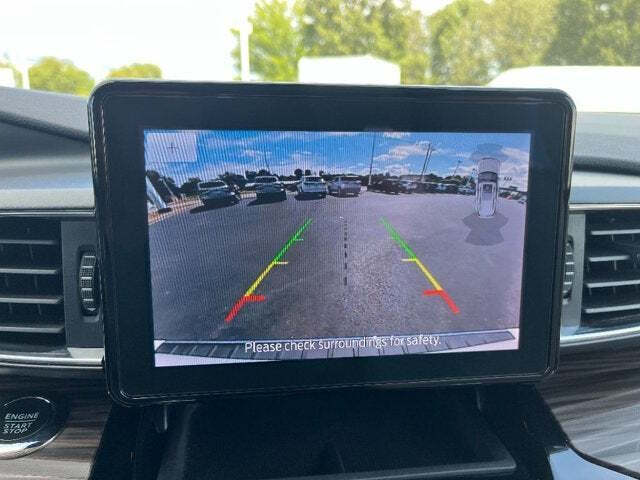 2023 Ford Explorer 42