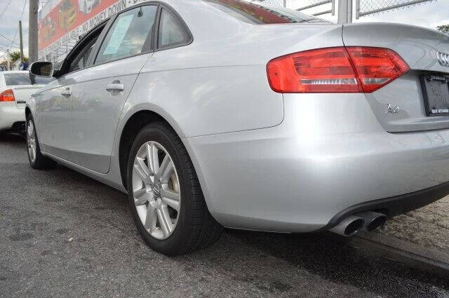 2010 Audi A4 2.0T quattro Premium
