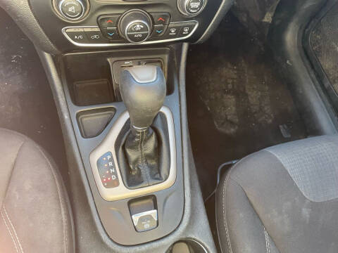 2017 Jeep Cherokee Latitude