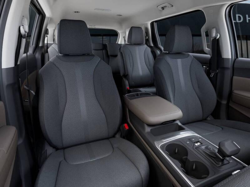 2026 Kia Carnival LX
