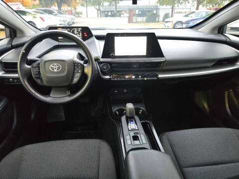 2024 Toyota Prius LE