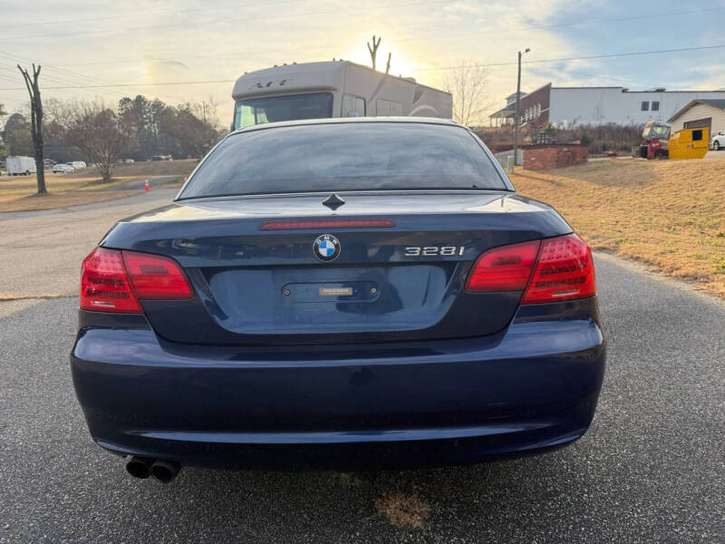 2012 BMW 3 Series 328i