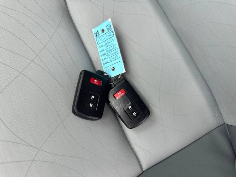 2015 Toyota Prius c Four