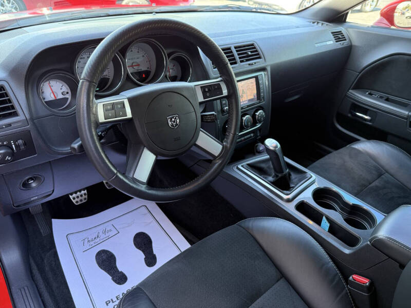 2009 Dodge Challenger SRT8