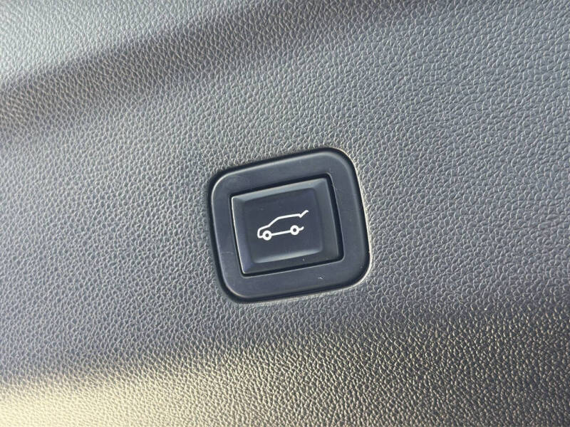2021 GMC Yukon AT4