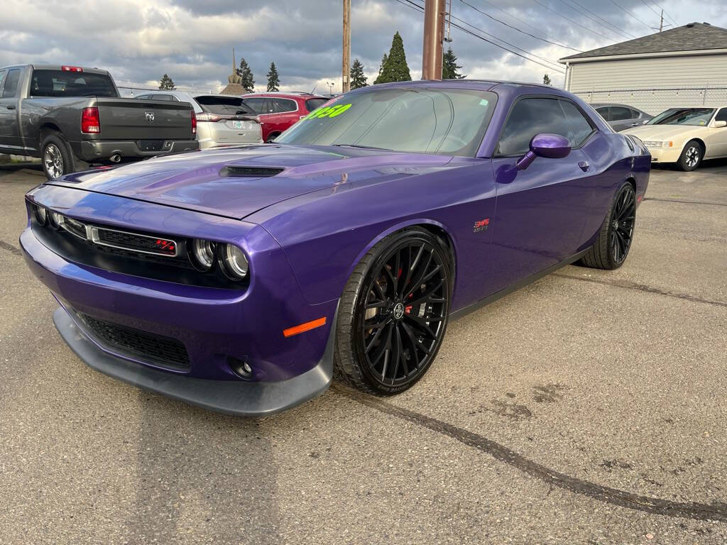 Purple 2016 Dodge Challenger R/T R/T 2dr Coupe 1