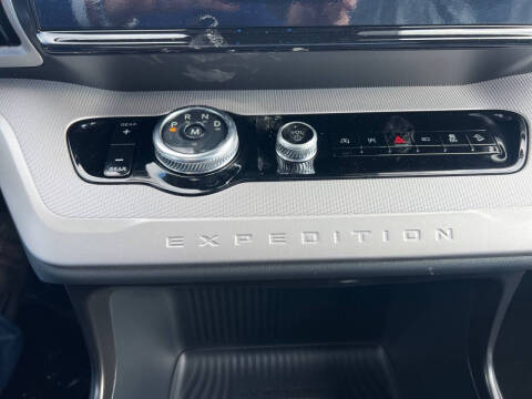 2026 Ford Expedition MAX Active