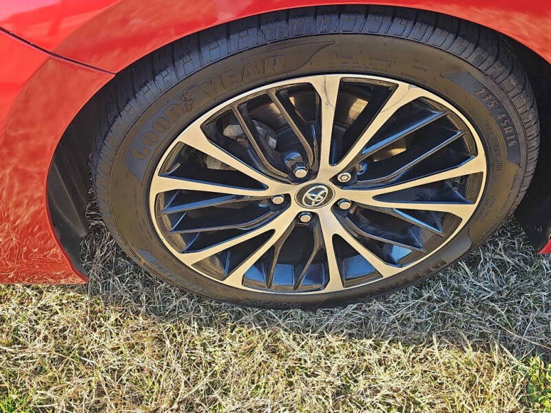 2019 Toyota Camry SE