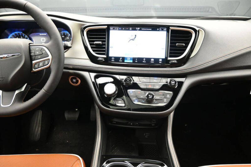 2026 Chrysler Pacifica Pinnacle