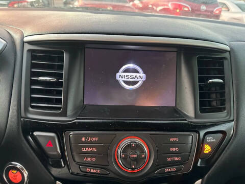 2018 Nissan Pathfinder