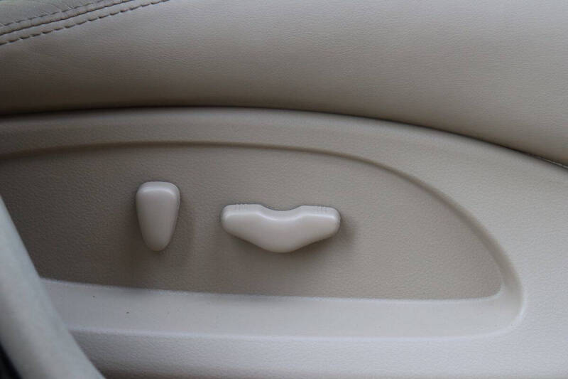 2004 Infiniti Q45 Luxury