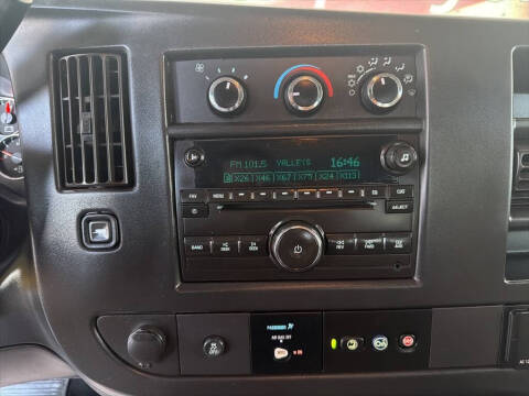 2017 Chevrolet Express LS 2500