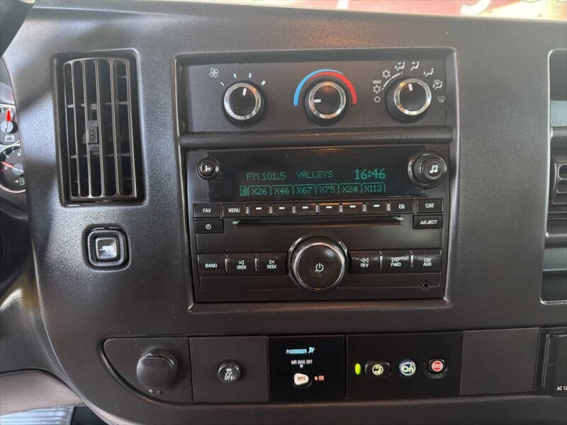 2017 Chevrolet Express LS 2500