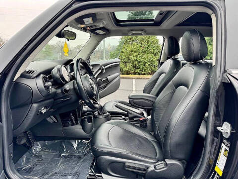 2015 MINI Hardtop 2 Door Cooper