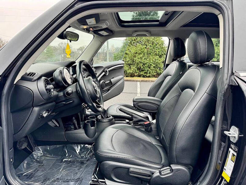 2015 MINI Hardtop 2 Door Cooper