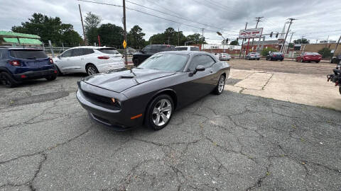 2019 Dodge Challenger SXT