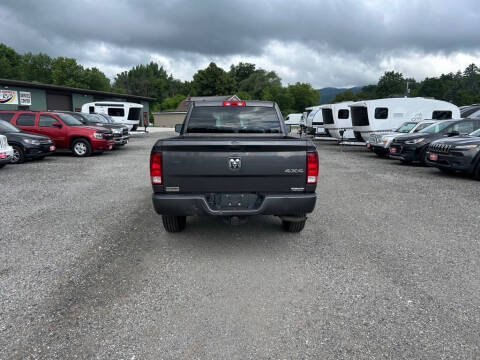 2018 RAM 1500 Express